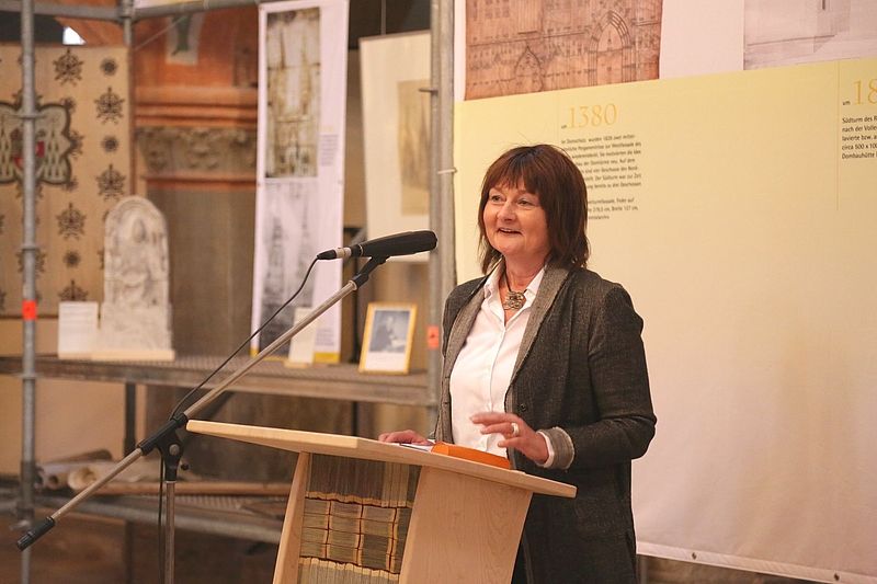 Maria Baumann am Rednerpult